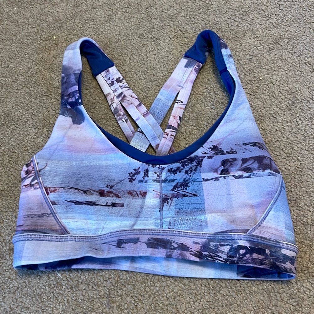 Lululemon Stash N’ Run Bra
Sunrise Silhouette Multi
